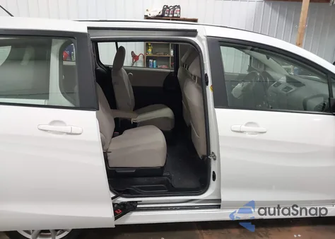 2014 Mazda Mazda5 Touring z USA, uszkodzony, nr VIN JM1CW2CL8E0173799